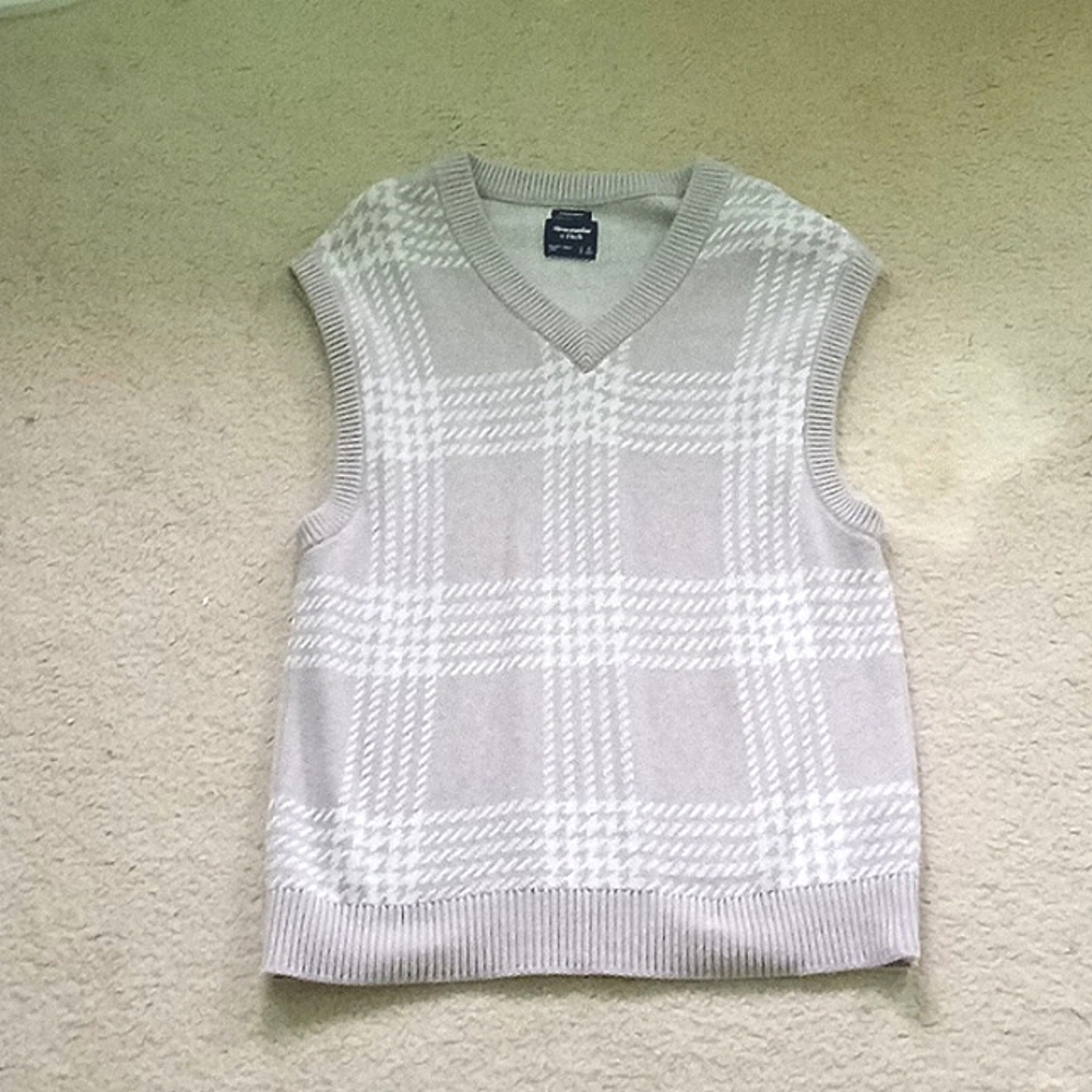 Aberceombie And Fitch Tan/White Cross Pattern Vest For Mens Oversized Small